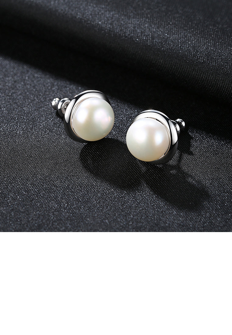 925 Sterling Silver Fashion Simple Geometric Round White Freshwater Pearl Stud Earrings - Luxurious Look