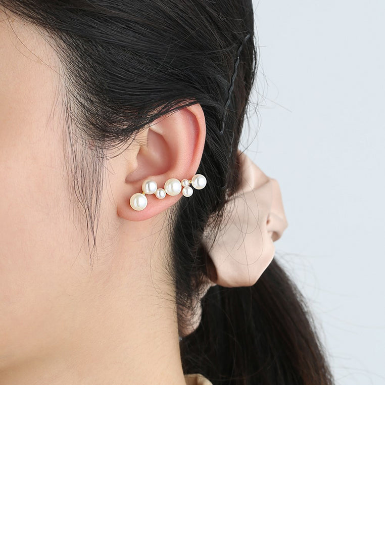 Elegant Temperament Plated Gold Geometric Imitation Pearl Stud Earrings - Luxurious Look