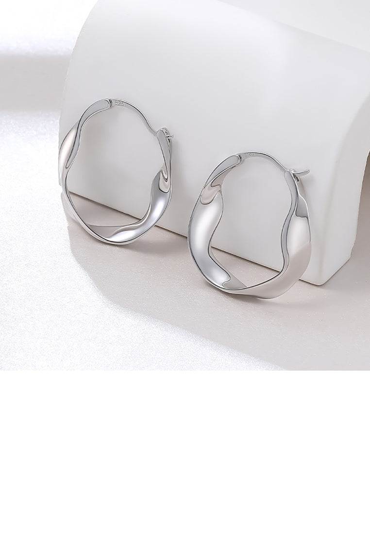 925 Sterling Silver Simple Temperament Hollow Geometric Ripple Stud Earrings