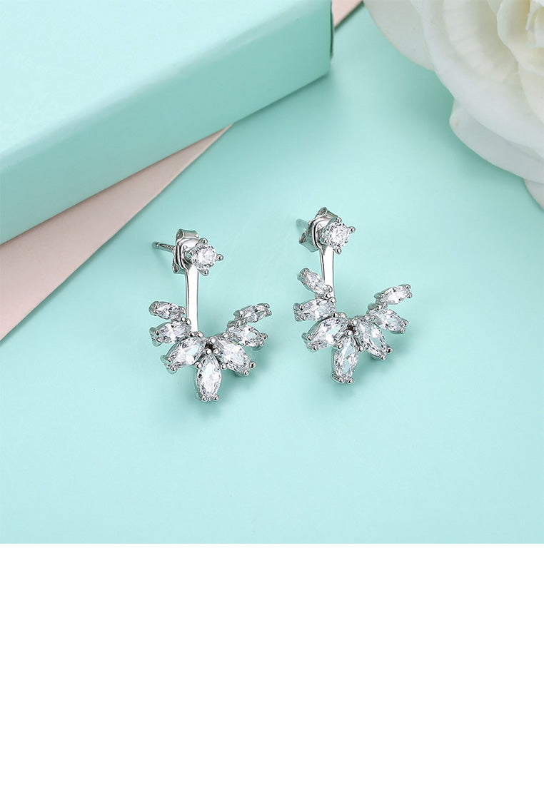 925 Sterling Silver Elegant Fashion Flower Cubic Zirconia Stud Earrings - Luxurious Look