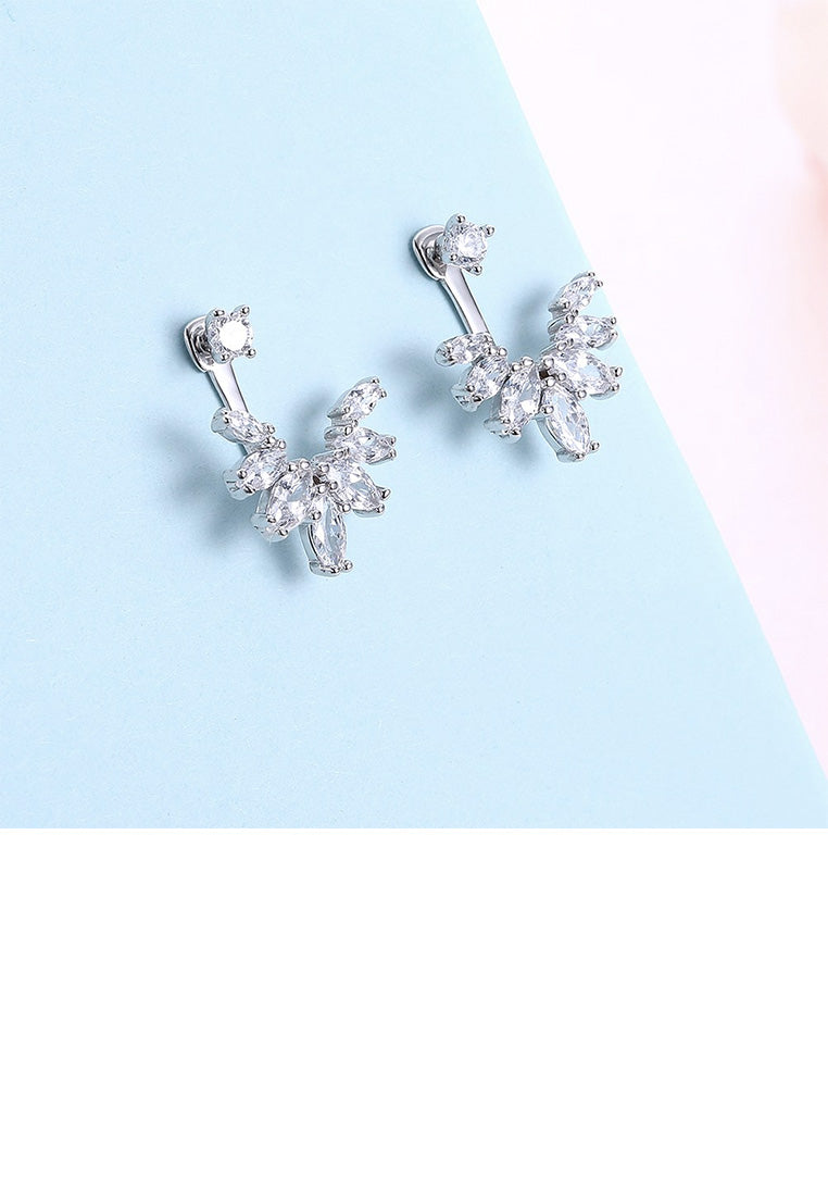 925 Sterling Silver Elegant Fashion Flower Cubic Zirconia Stud Earrings - Luxurious Look