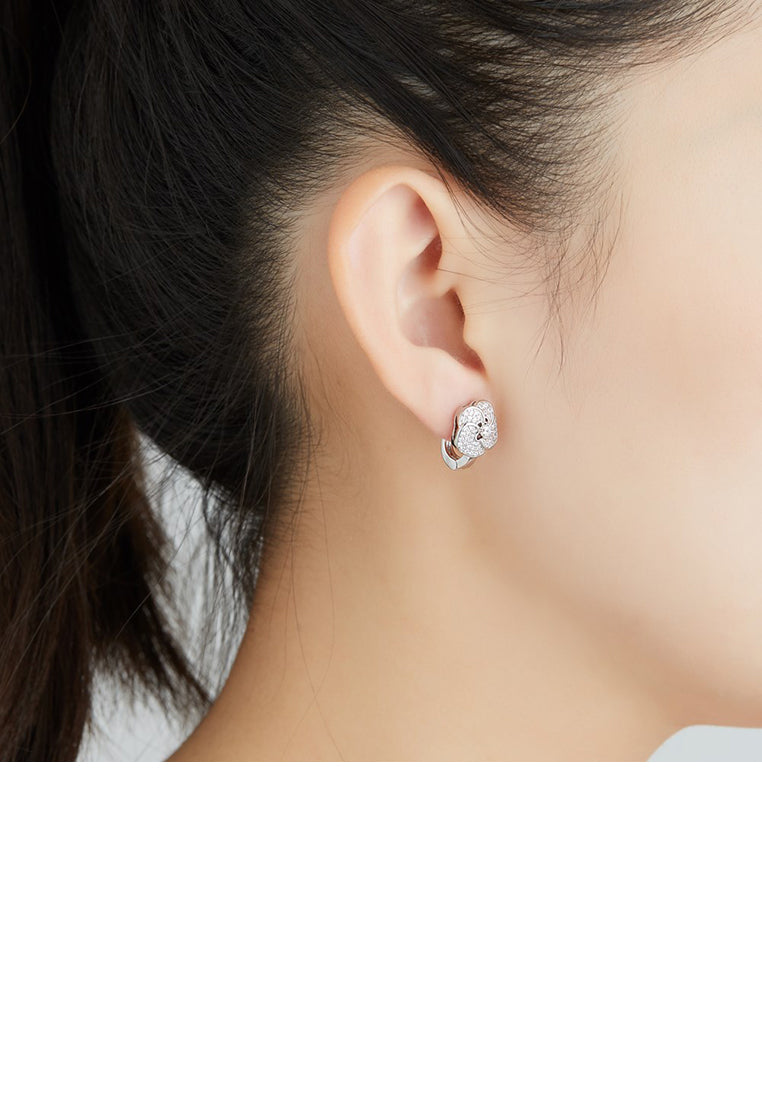 Fashion and Elegant Flower Stud Earrings with Cubic Zirconia - Luxurious Look