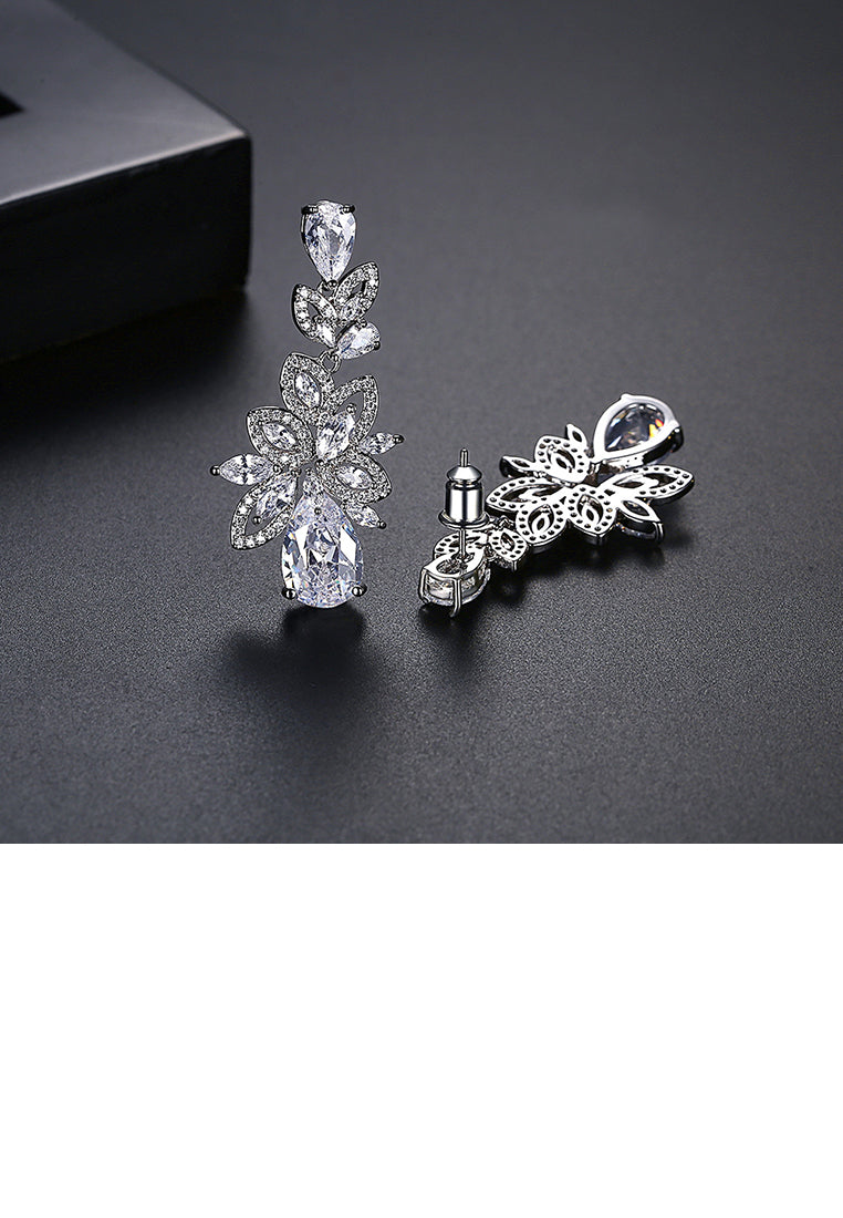 Elegant and Bright Flower Long Earrings with Cubic Zirconia - Luxurious Look