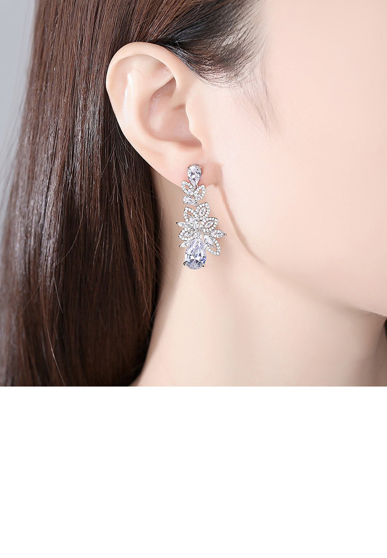 Elegant and Bright Flower Long Earrings with Cubic Zirconia - Luxurious Look