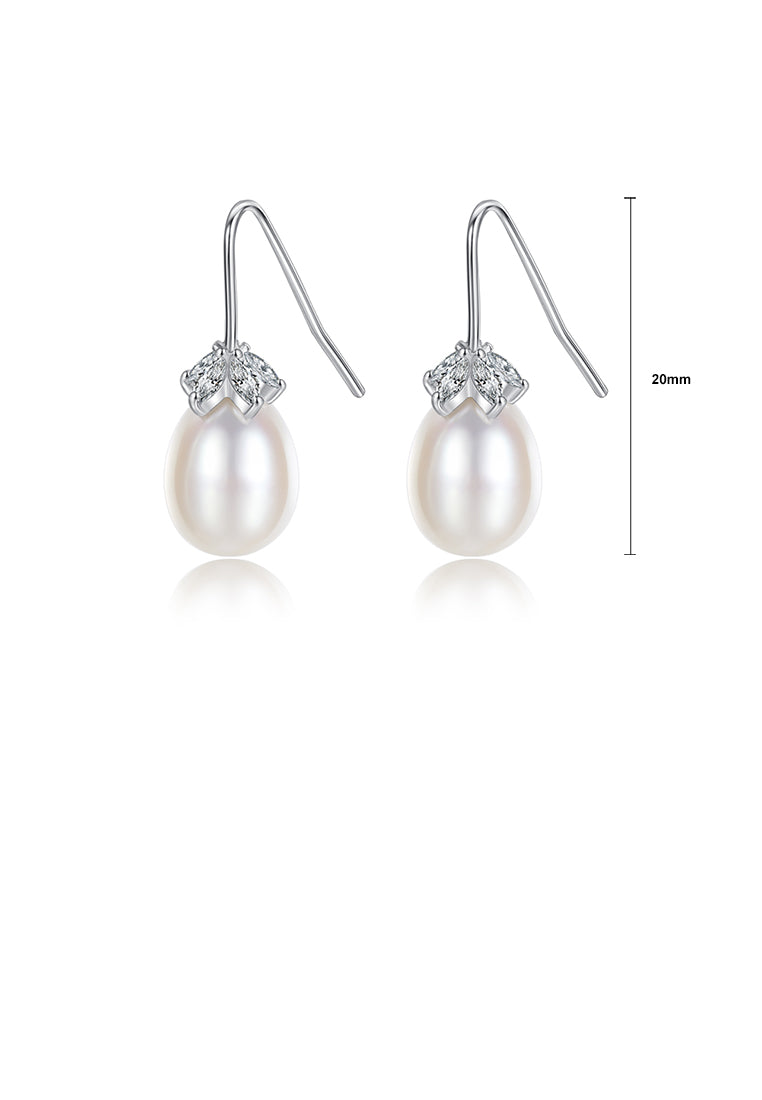 925 Sterling Silver Fashion Simple White Freshwater Pearl Earrings with Cubic Zirconia - Luxurious Look