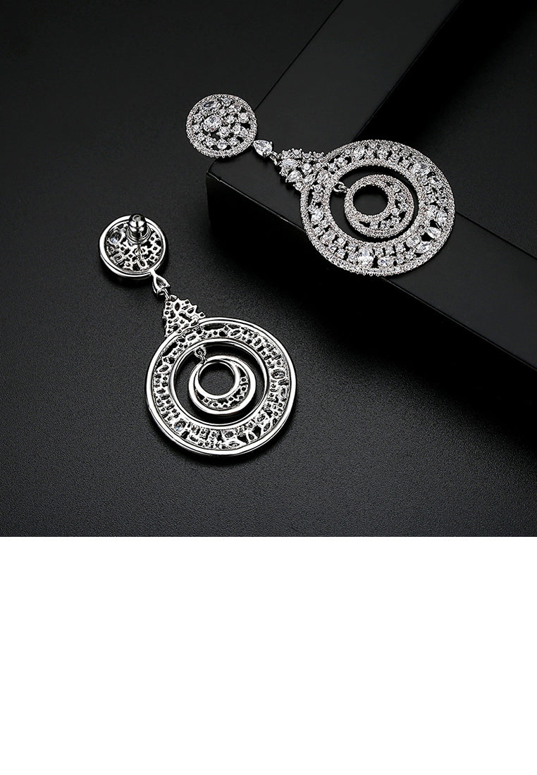Simple Vintage Geometric Round Earrings with Cubic Zirconia - Luxurious Look