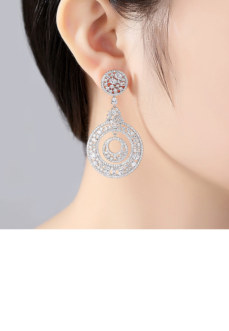 Simple Vintage Geometric Round Earrings with Cubic Zirconia - Luxurious Look