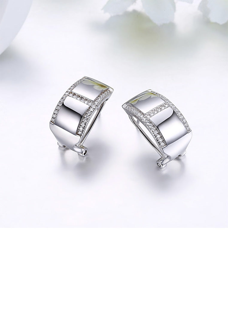 925 Sterling Silver Elegant Fashion Geometric Cubic Zirconia Stud Earrings - Luxurious Look