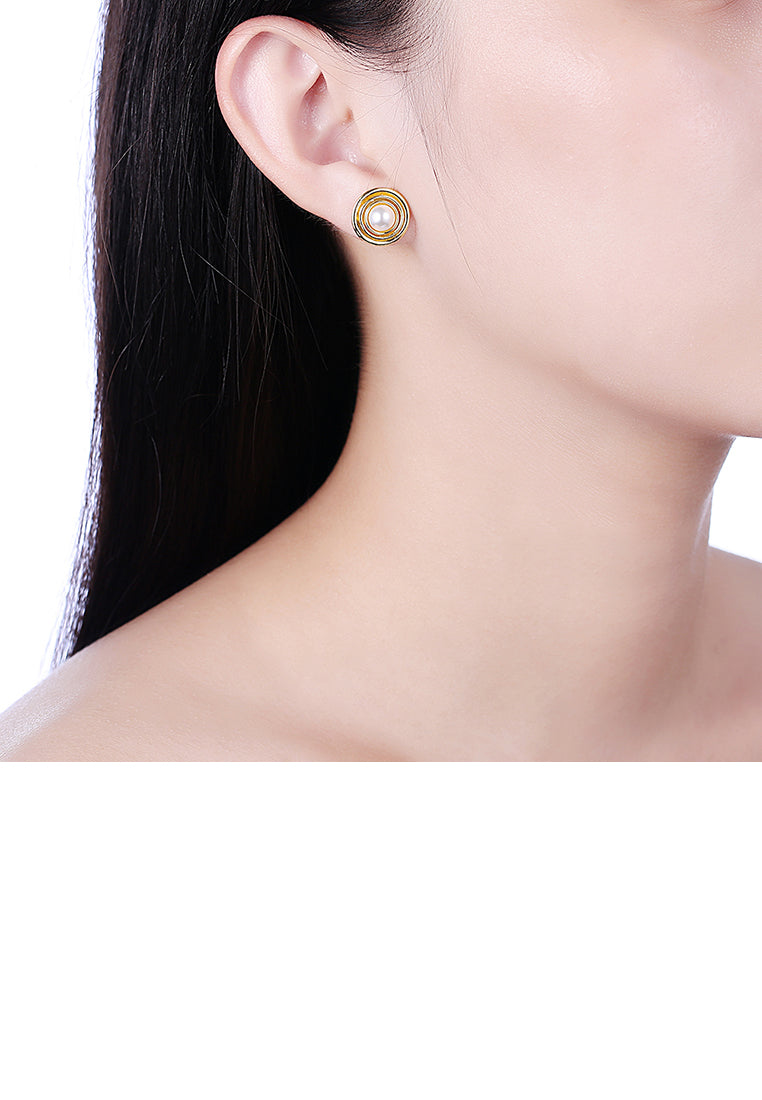 925 Sterling Silver Gold Plated Elegant Fashion Round Pearl Earrings and Ear Studs - Luxurious Look