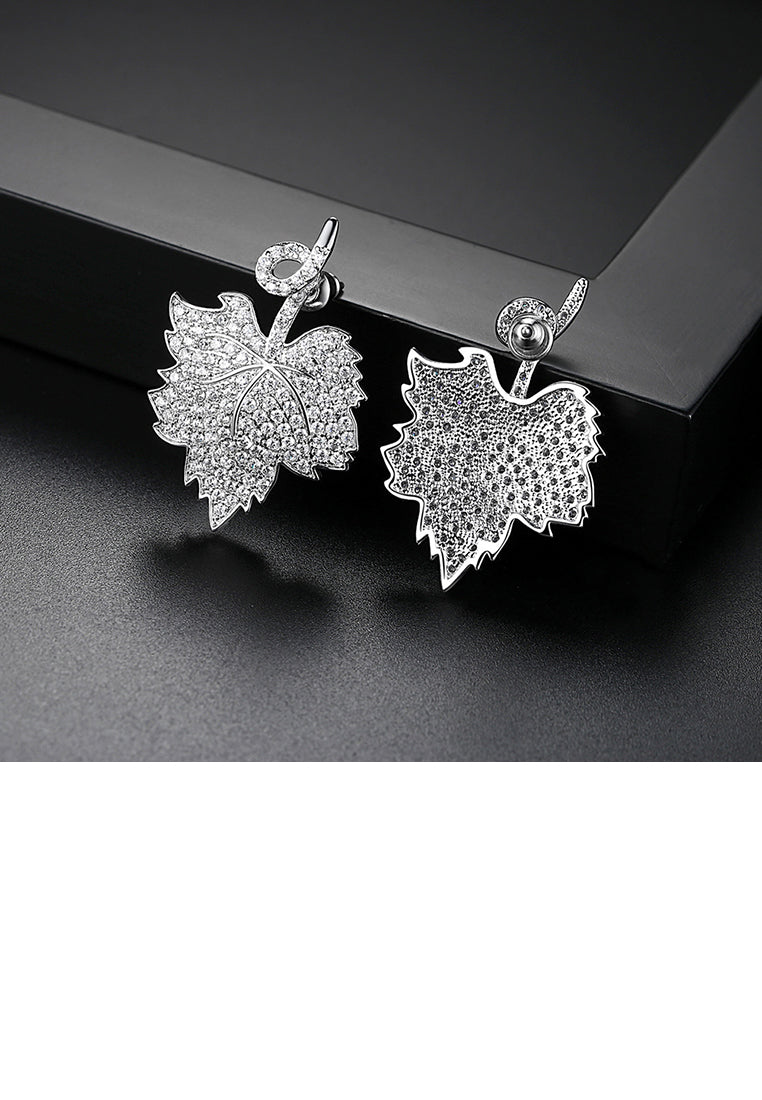 Fashion and Elegant Leaf Cubic Zirconia Stud Earrings - Luxurious Look