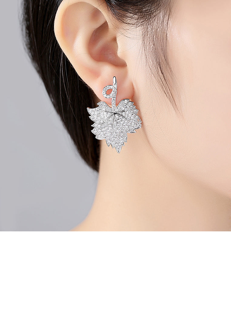 Fashion and Elegant Leaf Cubic Zirconia Stud Earrings - Luxurious Look