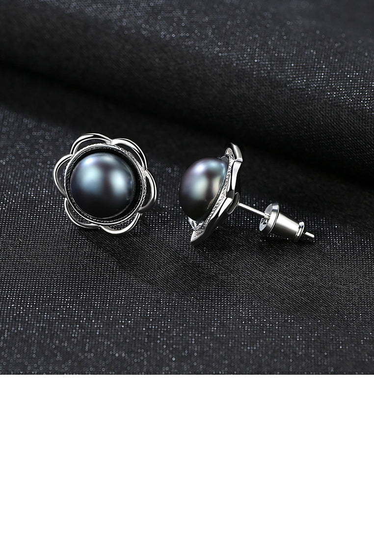 925 Sterling Silver Simple Elegant Flower Black Freshwater Pearl Stud Earrings - Luxurious Look