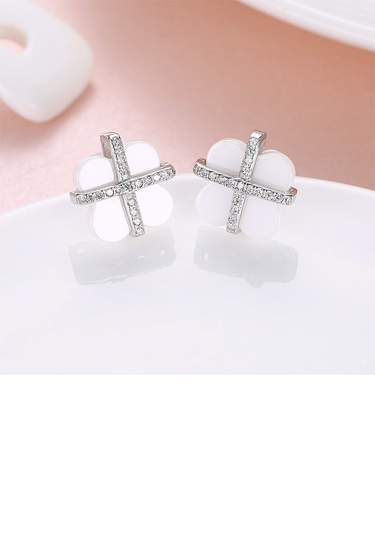 925 Sterling Silver Fashion Simple Four-leafed Clover Cubic Zircon White Ceramic Stud Earrings