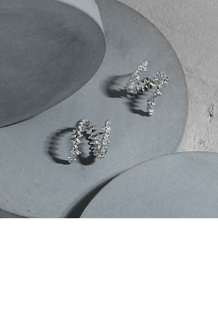 925 Sterling Silver Irregular Wave Geometric Stud Earrings with Cubic Zirconia - Luxurious Look