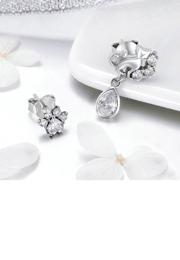 925 Sterling Silver Fashion Temperament Cat Paw Asymmetric Stud Earrings with Cubic Zirconia - Luxurious Look