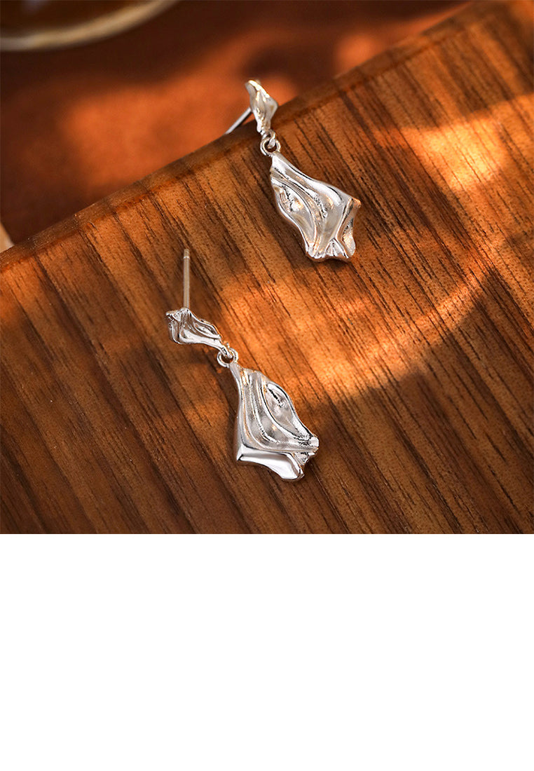 925 Sterling Silver Simple Personality Irregular Pleated Geometric Earrings