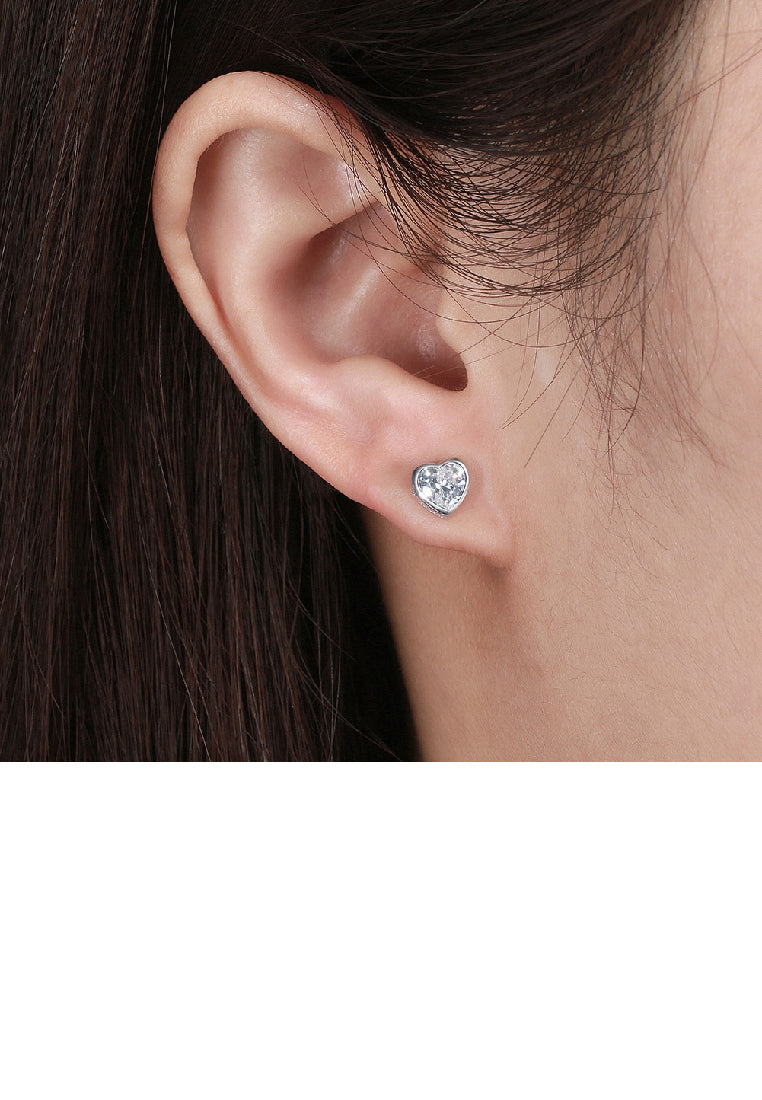 925 Sterling Silver Simple Romantic Heart Stud Earrings with Cubic Zirconia - Luxurious Look