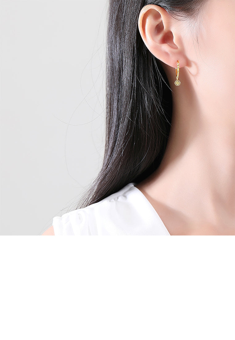 925 Sterling Silver Plated Gold Fashion Simple Pattern Geometric Round Earrings