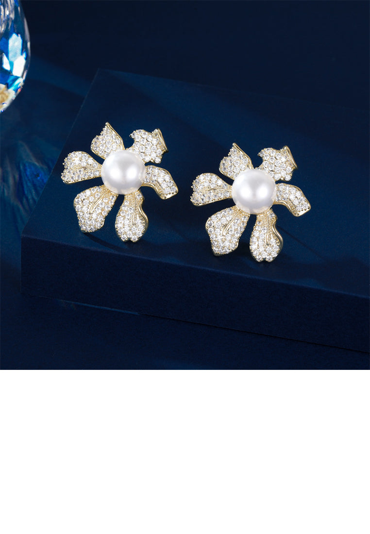 Fashion and Elegant Plated Gold Flower Imitation Pearl Stud Earrings with Cubic Zirconia - Luxurious Look
