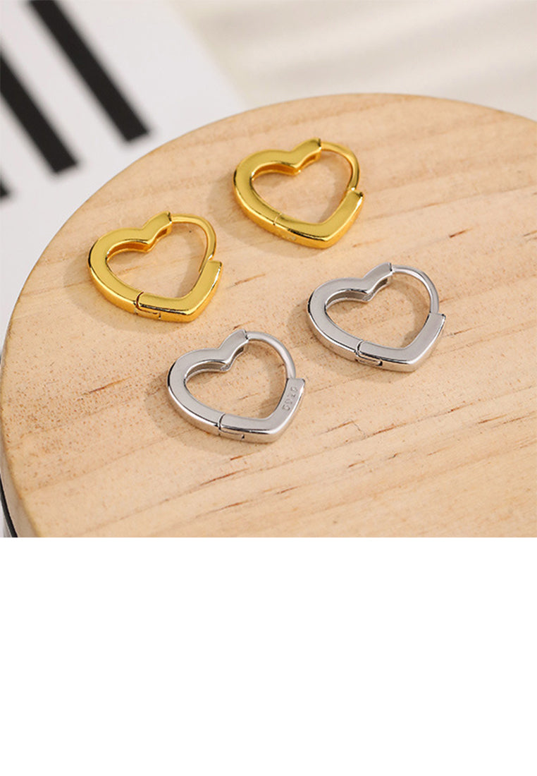 925 Sterling Silver Simple and Fashion Heart-shaped Earrings
