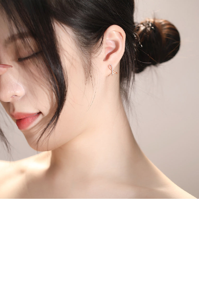 925 Sterling Silver Plated Rose Gold Simple Temperament Mobius Geometric Stud Earrings with Cubic Zirconia - Luxurious Look