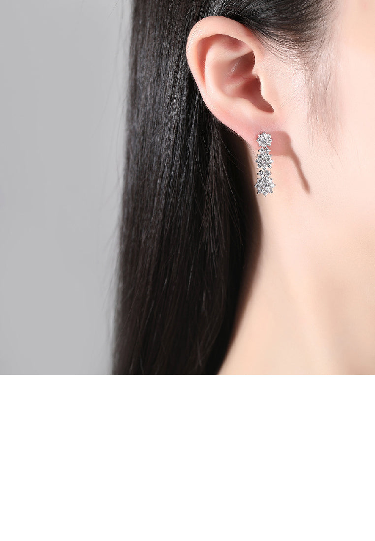 Fashion Simple Flower Tassel Earrings with Cubic Zirconia - Luxurious Look