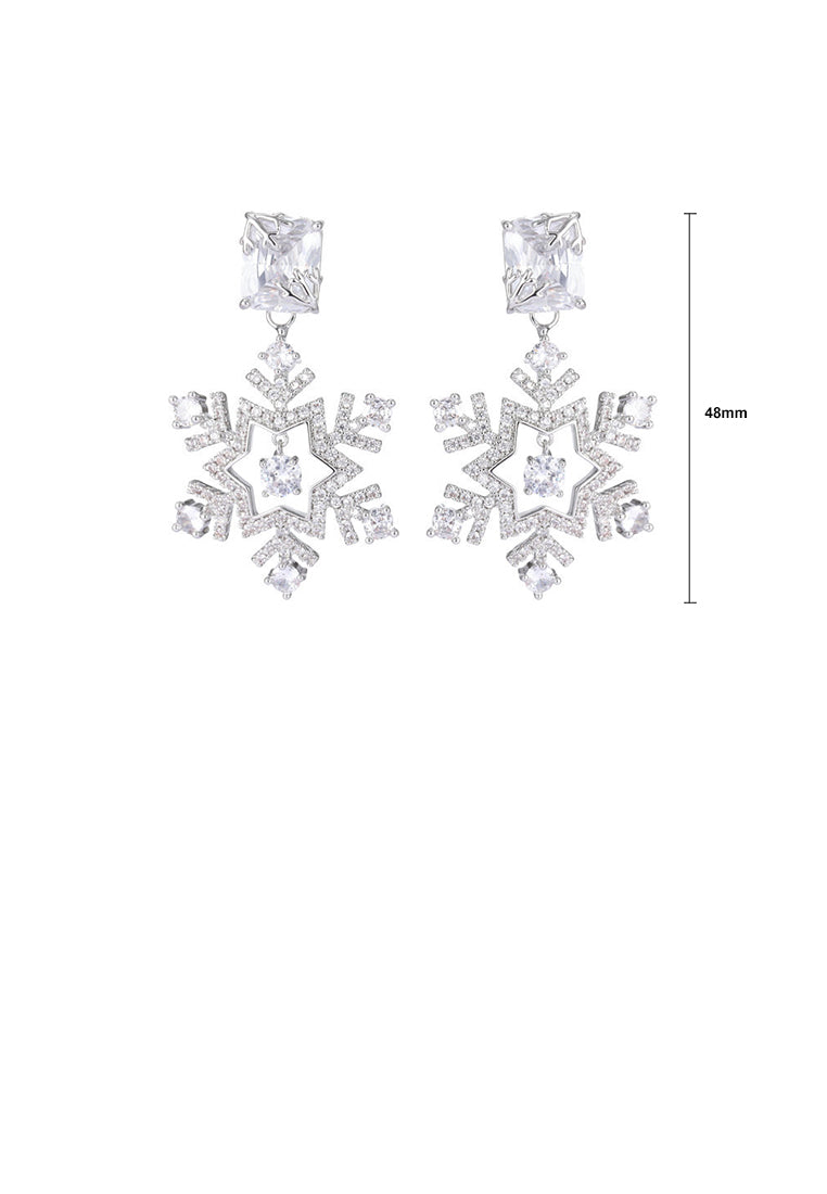 Fashion Brilliant Hollow Snowflake Earrings with Cubic Zirconia - Luxurious Look