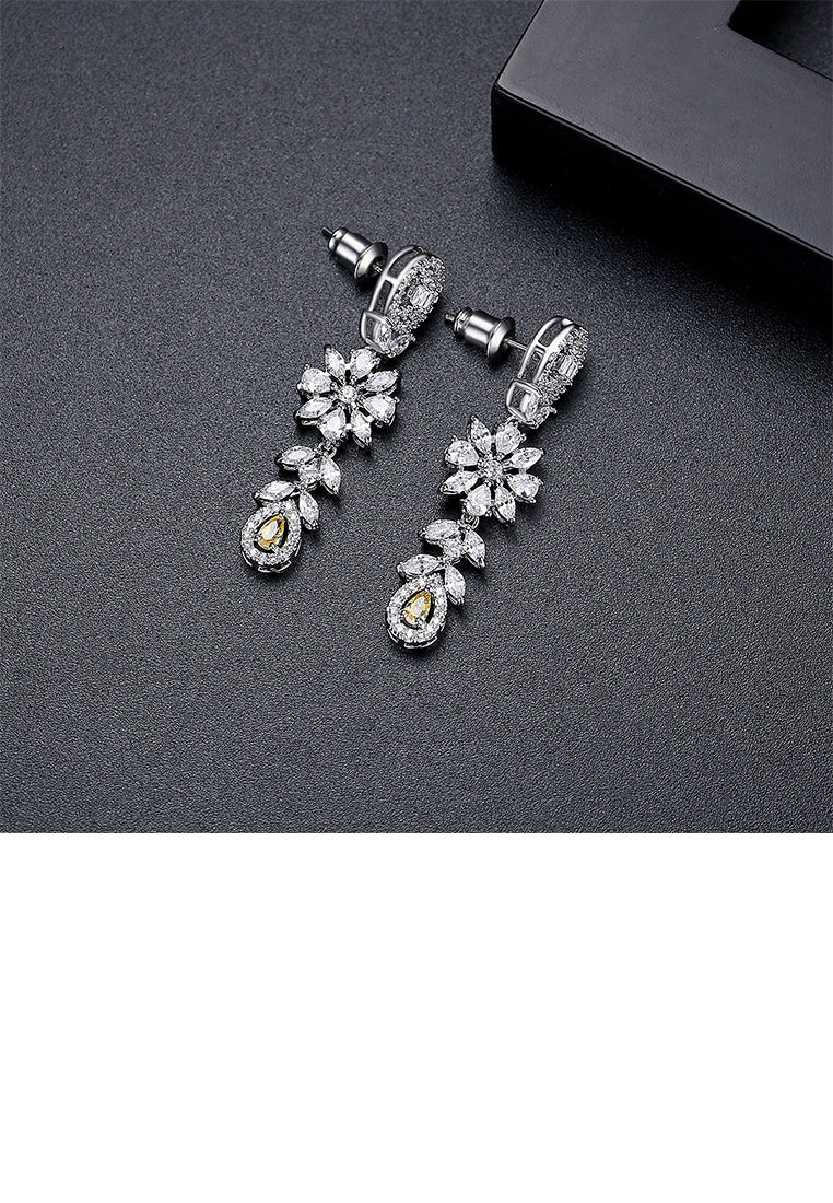 Elegance Temperament Geometric Floral Tassel Earrings with Cubic Zirconia - Luxurious Look