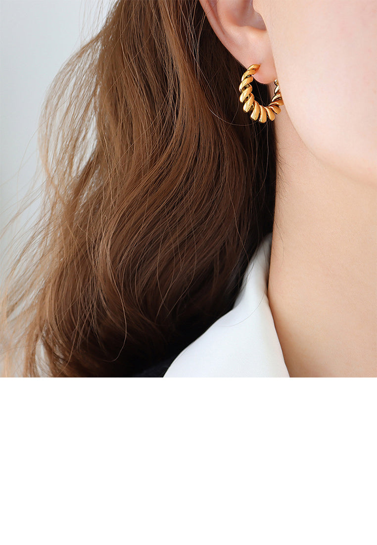 Fashion and Personalized Plated Gold Hollow Thread C-shaped Geometric Earrings