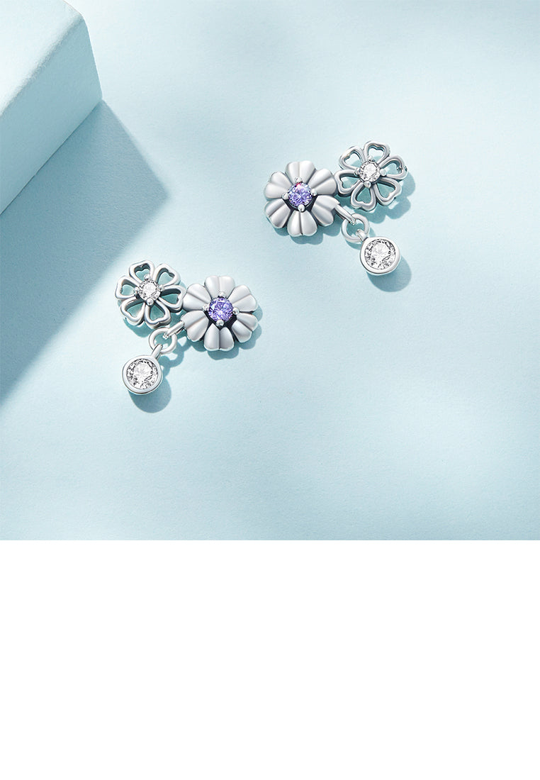 925 Sterling Silver Simple Fashion Hollow Daisy Stud Earrings with Cubic Zirconia - Luxurious Look