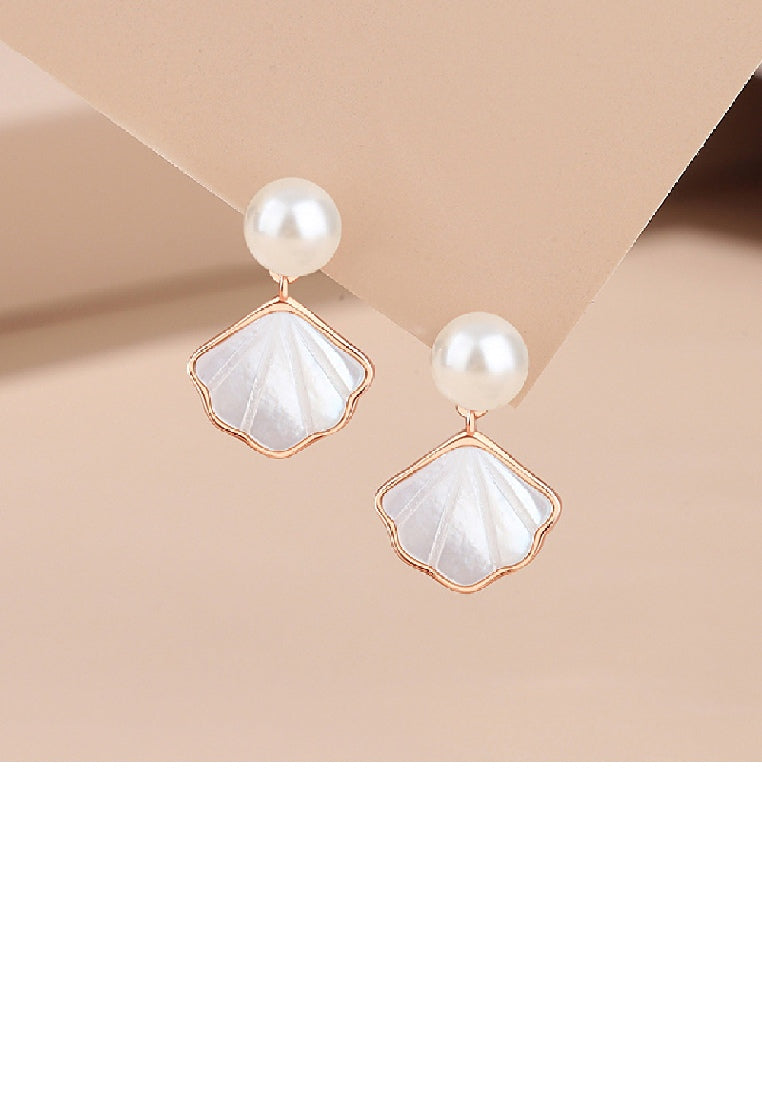 925 Sterling Silver Plated Rose Gold Fashion Simple Shell Stud Earrings with Imitation Pearls