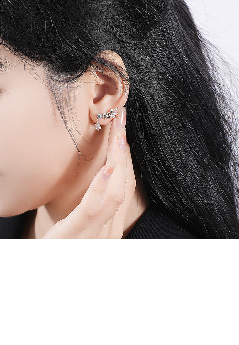 925 Sterling Silver Fashion Temperament Flower Leaf Stud Earrings with Cubic Zirconia - Luxurious Look