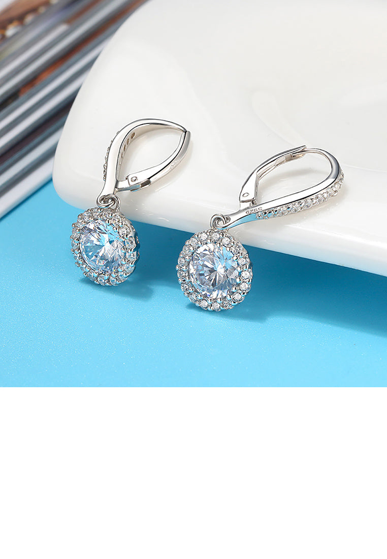 925 Sterling Silver Bright Elegant Geometric Round Earrings with Cubic Zirconia - Luxurious Look