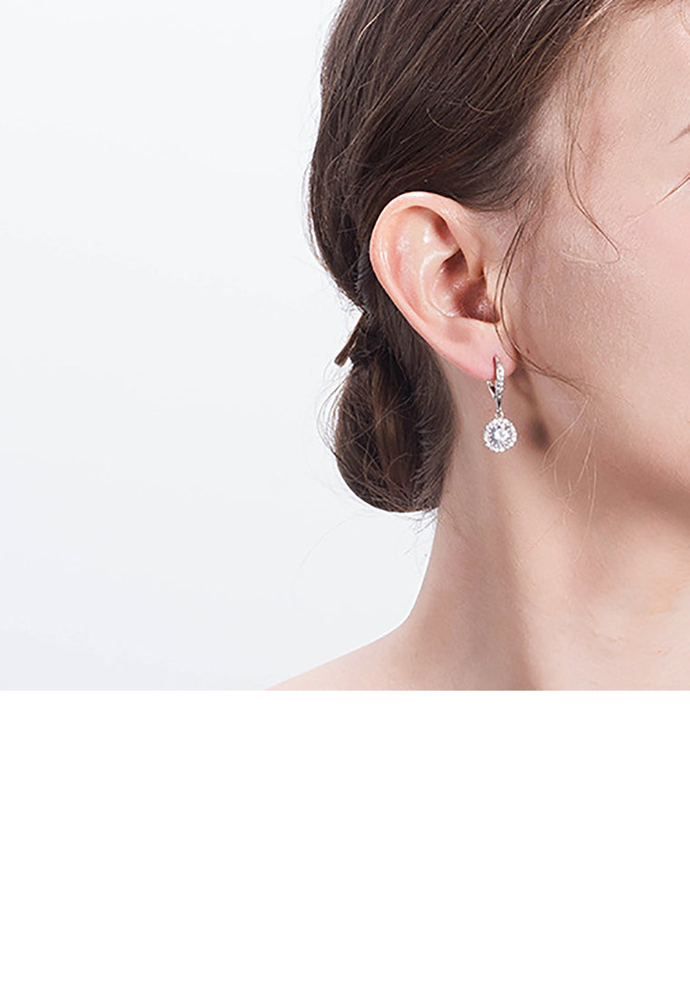 925 Sterling Silver Bright Elegant Geometric Round Earrings with Cubic Zirconia - Luxurious Look