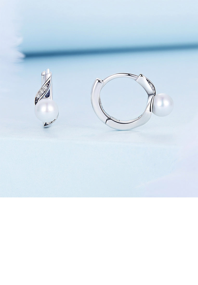 925 Sterling Silver Simple and Elegant Imitation Pearl Line Geometric Earrings with Cubic Zirconia - Luxurious Look