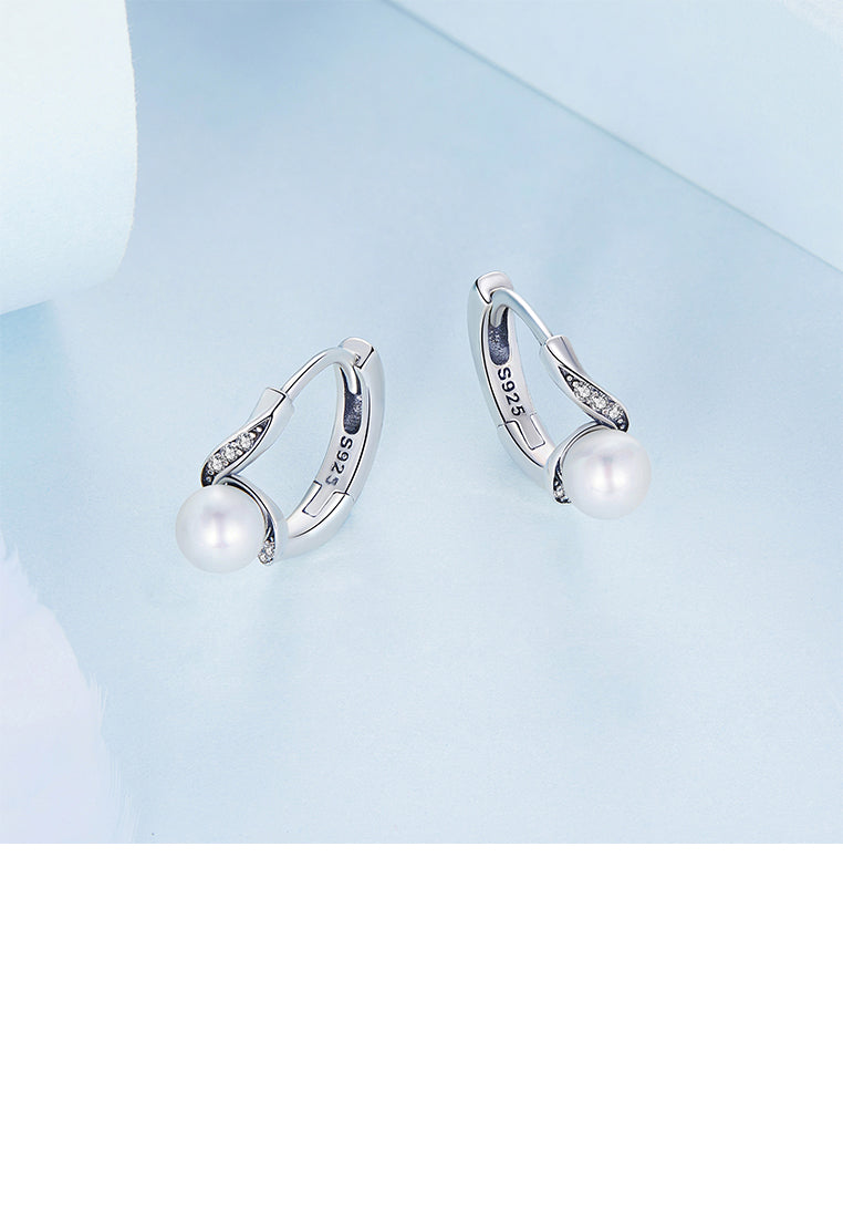 925 Sterling Silver Simple and Elegant Imitation Pearl Line Geometric Earrings with Cubic Zirconia - Luxurious Look