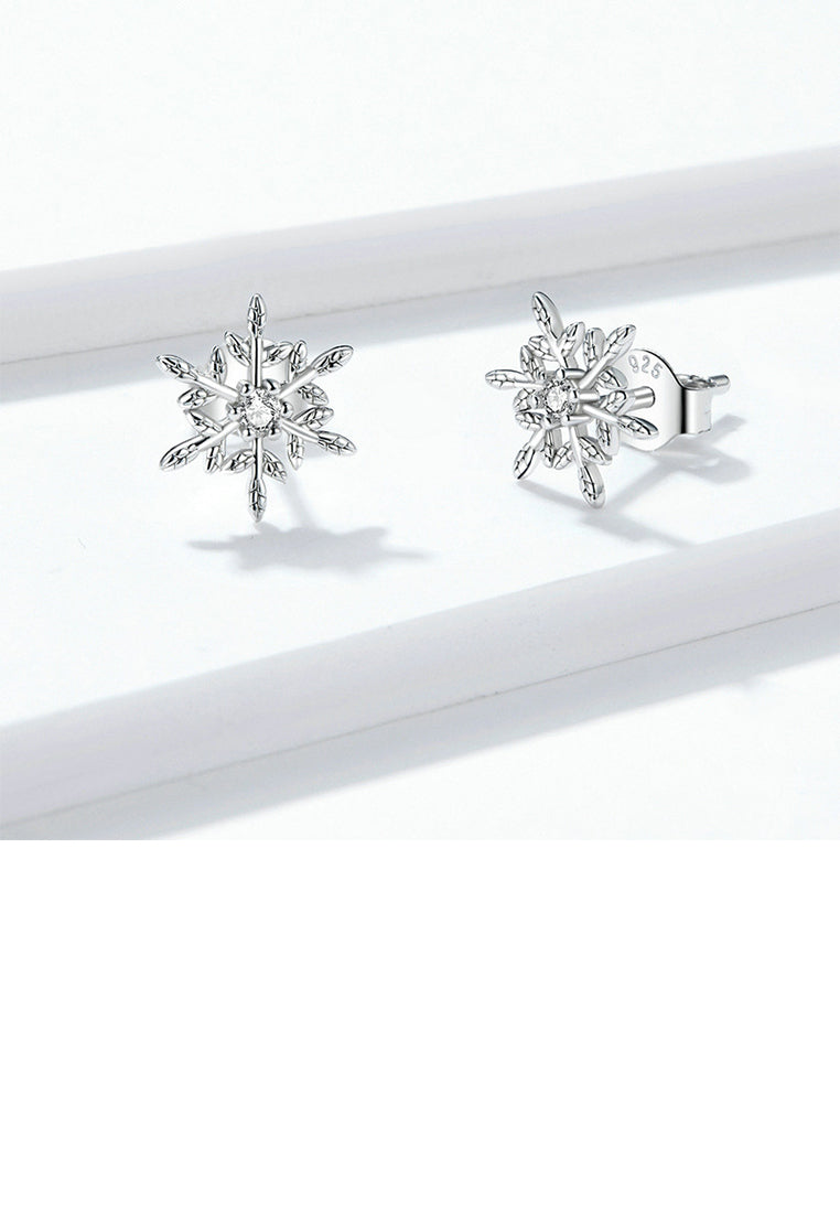 925 Sterling Silver Fashion Simply Snowflake Stud Earrings with Cubic Zirconia - Luxurious Look