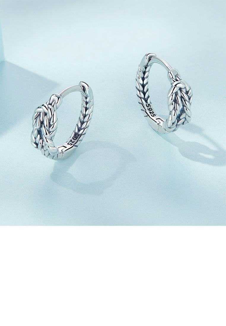 925 Sterling Silver Simple Fashion Twist Geometric Circle Earrings