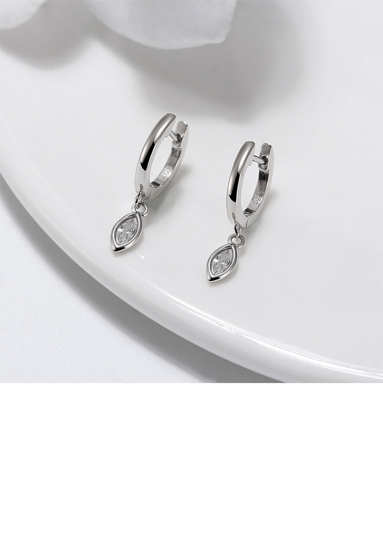 925 Sterling Silver Simple Fashion Water Drop Geometric Earrings with Cubic Zirconia - Luxurious Look
