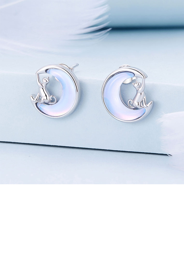 925 Sterling Silver Simple Cute Moon Cat Stud Earrings