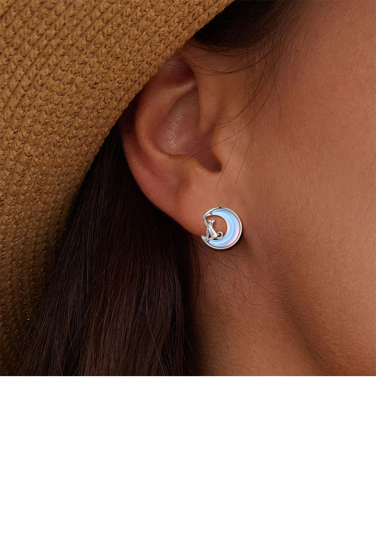 925 Sterling Silver Simple Cute Moon Cat Stud Earrings