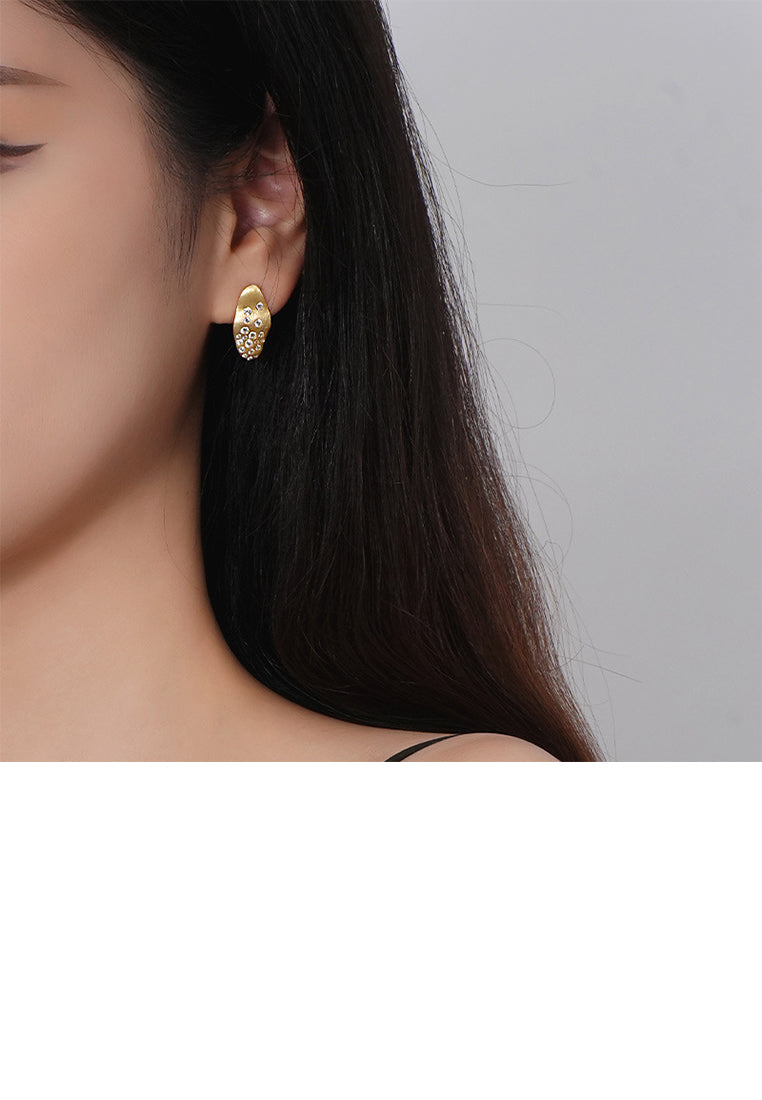 925 Sterling Silver Plated Gold Simple Fashion Irregular Geometric Stud Earrings with Cubic Zirconia - Luxurious Look