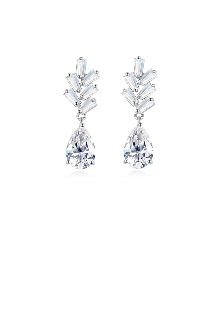 Fashion and Simple Water Drop-shaped Geometric Stud Earrings with Cubic Zirconia - Luxurious Look