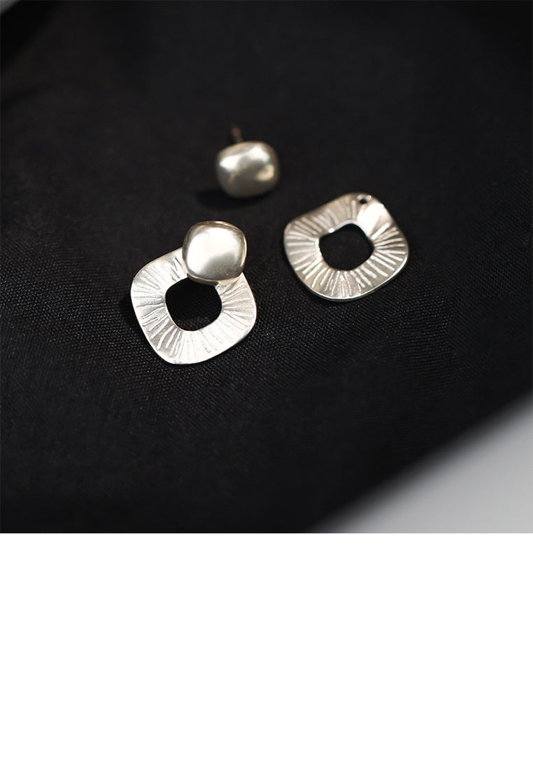 925 Sterling Silver Fashion Temperament Striped Hollow Frosted Geometric Stud Earrings