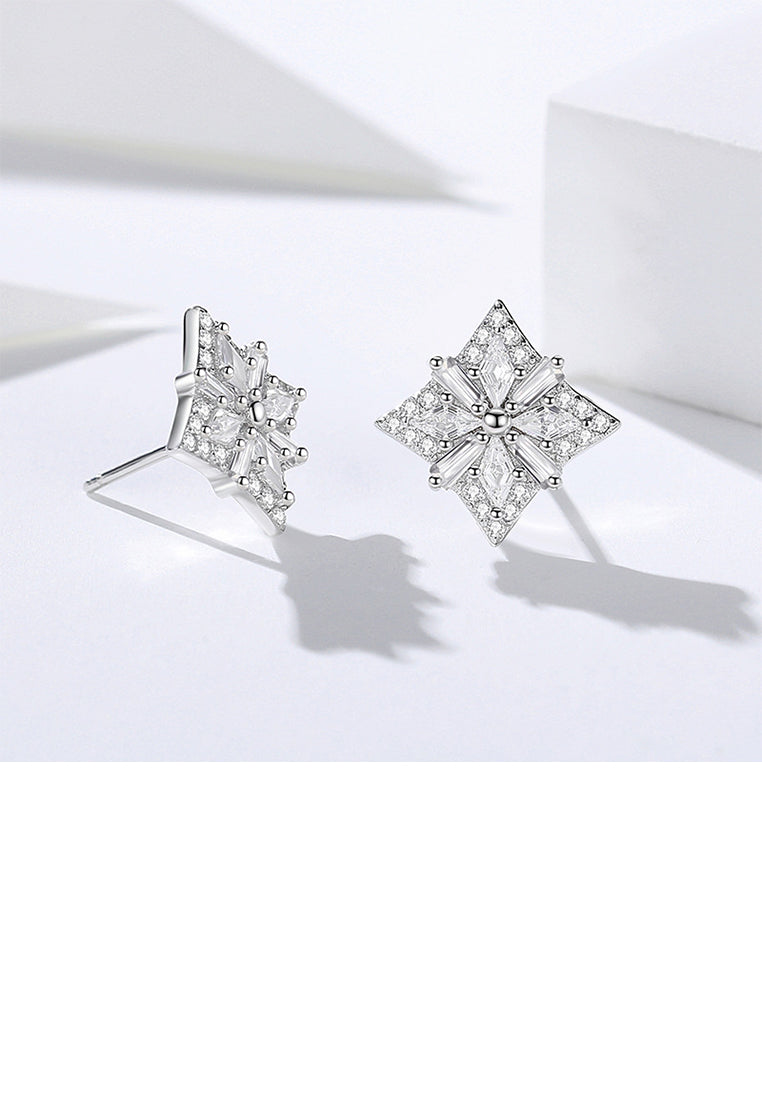 925 Sterling Silver Simple Brilliant Four-pointed Star Geometric Stud Earrings with Cubic Zirconia - Luxurious Look