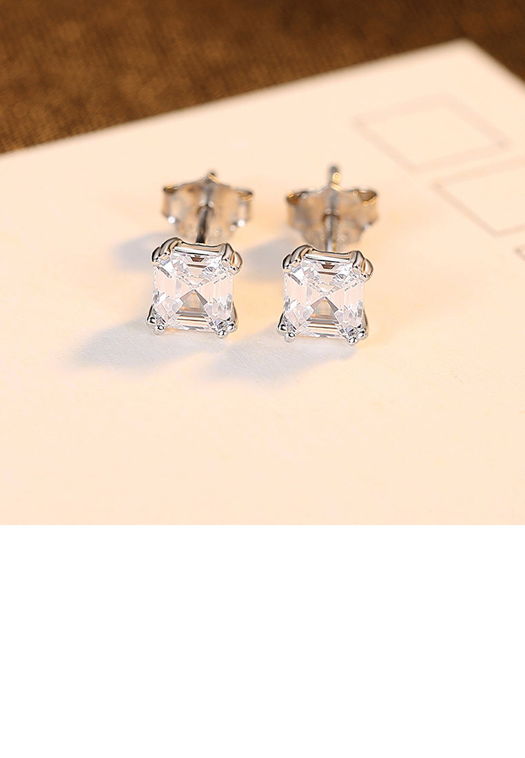 925 Sterling Silver Simple and Exquisite Geometric Square Cubic Zirconia Stud Earrings - Luxurious Look