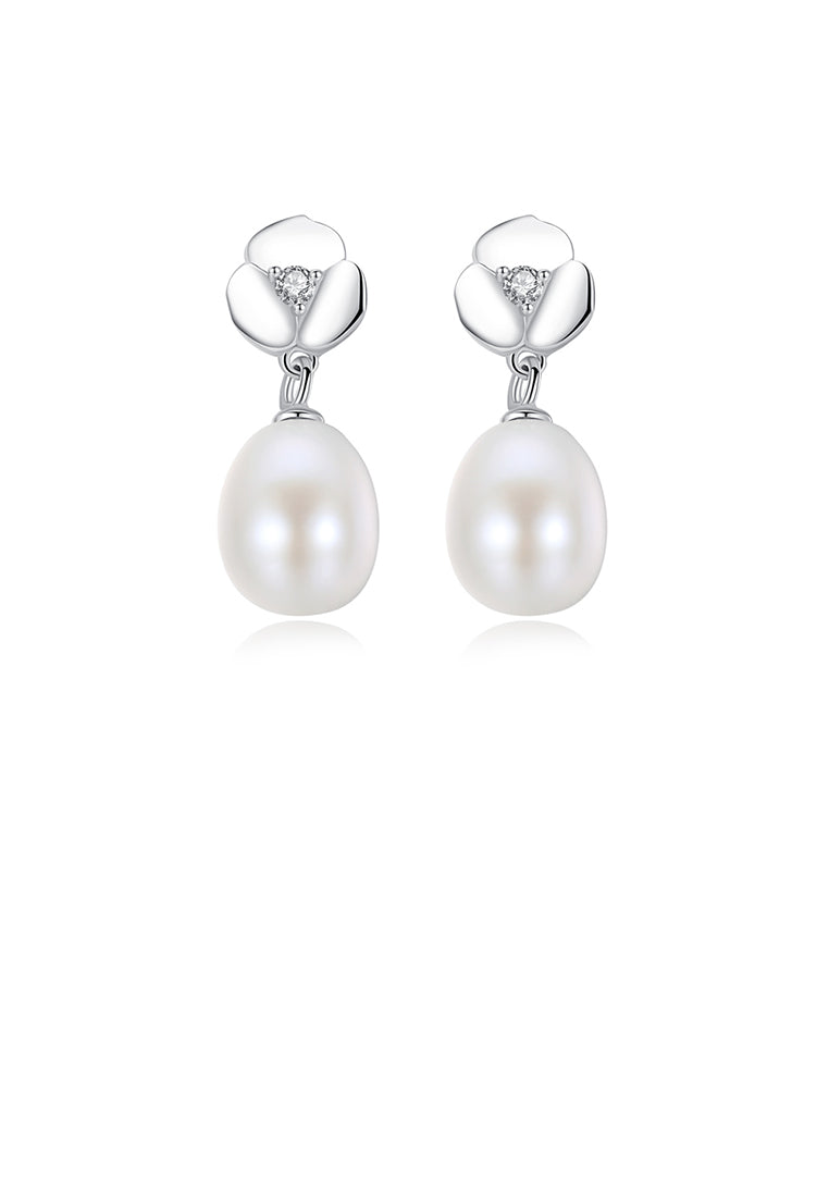 925 Sterling Silver Fashion Elegant Flower White Freshwater Pearl Earrings - Luxurious Look