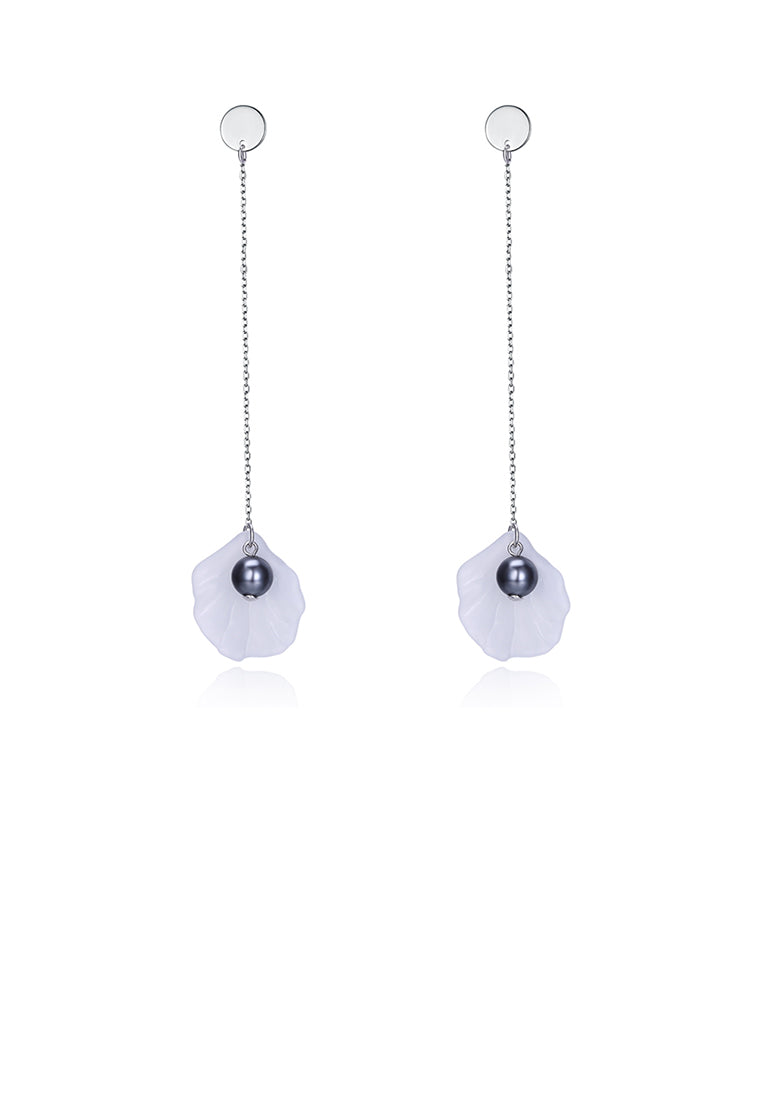 925 Sterling Silver Scalloped Pearl Earrings - Luxurious Look