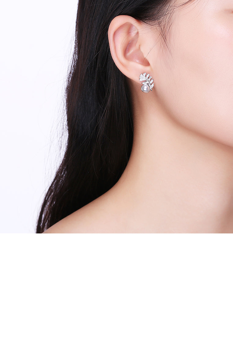 925 Sterling Silver Leaf Stud Earrings with Austrian Element Crystals and Fashion Pearls