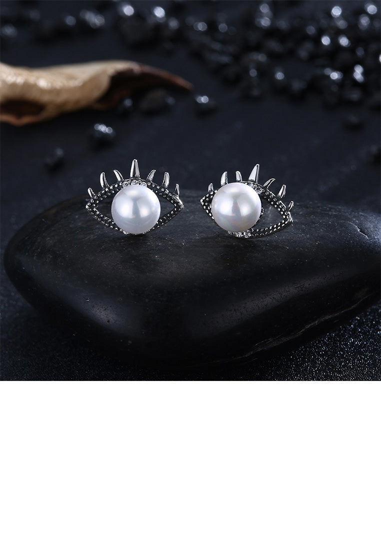 925 Sterling Silver Vintage Fashion Eye Pearl Stud Earrings - Luxurious Look